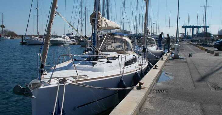 Rent a sailboat in Contra Muelle Mollet - Dufour 350 GL