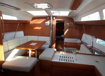 Rent a sailboat in Real Club Náutico de Palma - Dufour 412