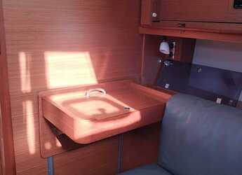 Rent a sailboat in Real Club Náutico de Palma - Dufour 460 GL