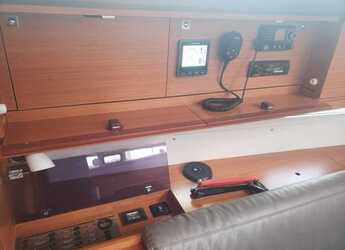 Rent a sailboat in Real Club Náutico de Palma - Dufour 460 GL