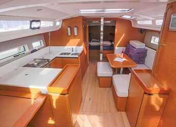 Rent a sailboat in Real Club Náutico de Palma - Sun Odyssey 440