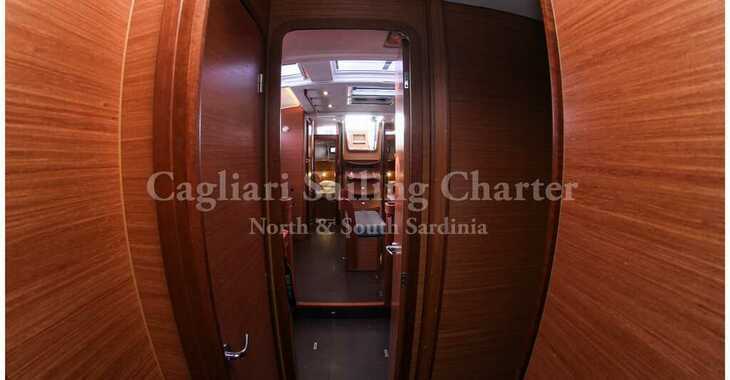 Chartern Sie segelboot in Marina di Cannigione - Bavaria Cruiser 51 
