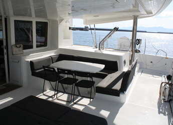 Chartern Sie katamaran in Marina dell'Isola  - Lagoon 52F