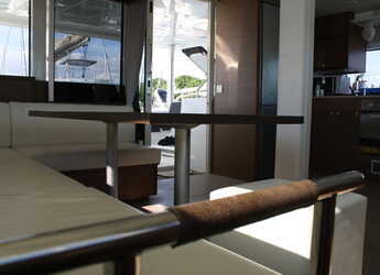 Chartern Sie katamaran in Marina dell'Isola  - Lagoon 52F