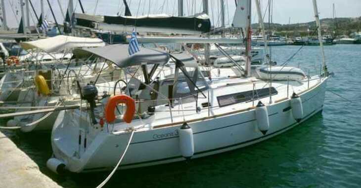 Chartern Sie segelboot in Nea Peramos - Oceanis 34