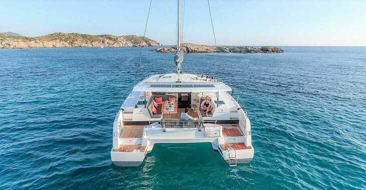 Louer catamaran à Paros Marina - Isla 40