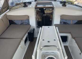 Chartern Sie segelboot in Marina Zeas - Sun Odyssey 440