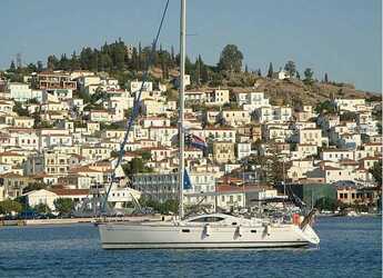 Chartern Sie segelboot in Marina Zeas - Sun Odyssey 49 DS