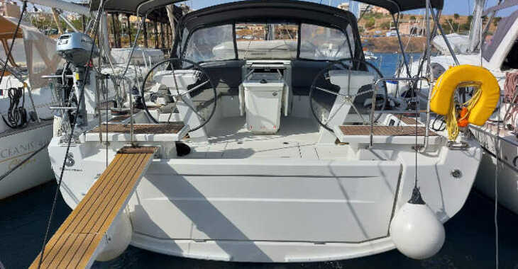 Rent a sailboat in Lavrion Marina - Oceanis 46.1