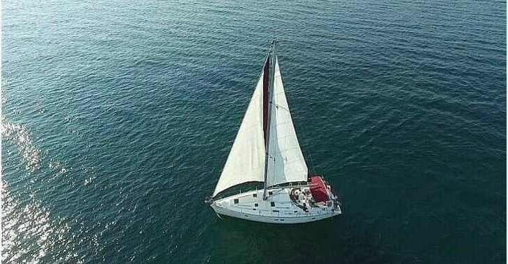 Chartern Sie segelboot in Nea Peramos - Oceanis Clipper 411 - 4 cab.