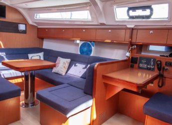 Rent a sailboat in D-Marin Marina Lefkas - Bavaria Cruiser 41 - 3 cab.