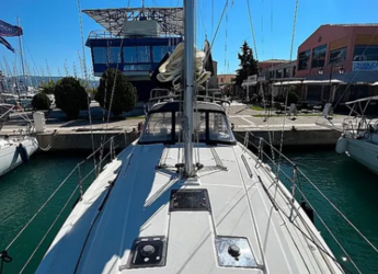 Rent a sailboat in D-Marin Marina Lefkas - Oceanis 41.1