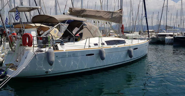 Chartern Sie segelboot in Alimos Marina - Oceanis 46 - 4 cab.