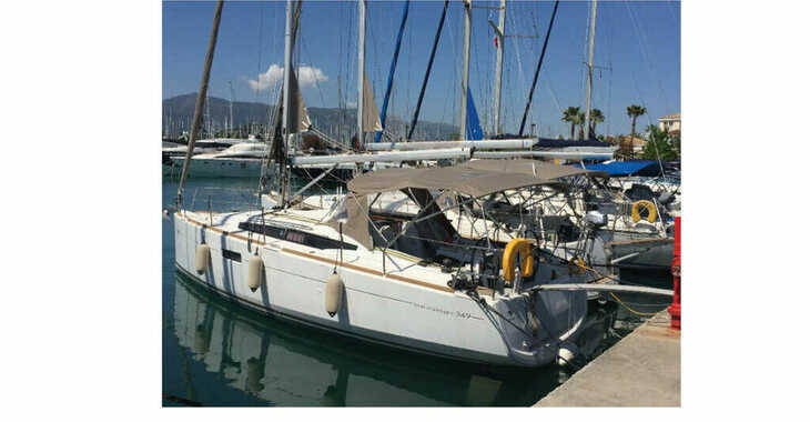 Rent a sailboat in Marina Gouvia - Sun Odyssey 349