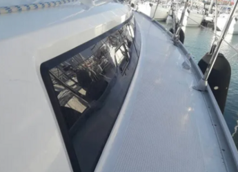 Rent a sailboat in D-Marin Marina Lefkas - Bavaria Cruiser 37 - 3 cab.