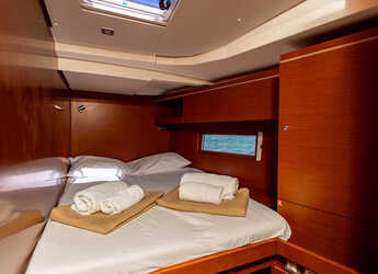 Rent a sailboat in D-Marin Marina Lefkas - Oceanis 51.1 - 5 + 1 cab.