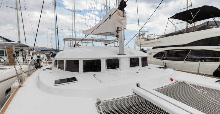 Rent a catamaran in Alimos Marina - Lagoon 380 S2 - 4 + 2 cab.
