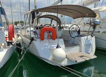 Chartern Sie segelboot in Alimos Marina - Sun Odyssey 439