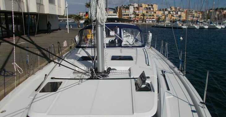 Rent a sailboat in Marina di Portoferraio - Bavaria C45 Holiday