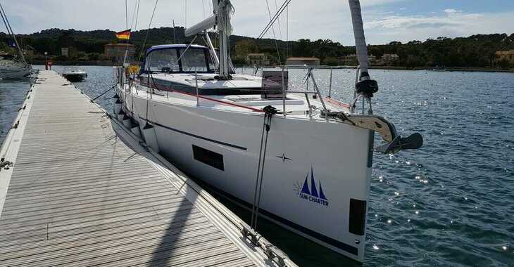 Rent a sailboat in Marina di Portoferraio - Bavaria C45 Holiday
