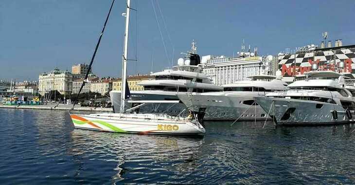 Chartern Sie segelboot in Rijeka - Bavaria 49