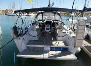 Rent a sailboat in Marina di Portoferraio - Dufour 382 GL - 3 cab.