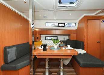 Alquilar velero en Marina Kornati - Bavaria C42