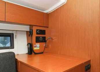 Alquilar velero en Marina Kornati - Bavaria C42