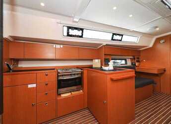 Alquilar velero en Marina Kornati - Bavaria C42