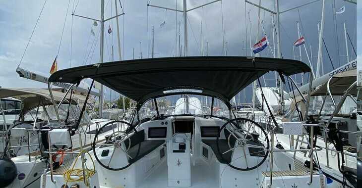 Rent a sailboat in Trogir ACI Marina - Sun Odyssey 410 - 3 cab.