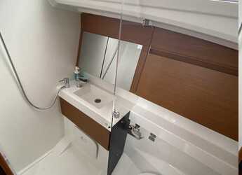 Chartern Sie segelboot in Trogir (ACI marina) - Sun Odyssey 410 - 3 cab.