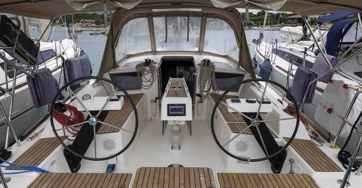 Chartern Sie segelboot in Marina dell'Isola  - Dufour 360 GL - 3 cab.