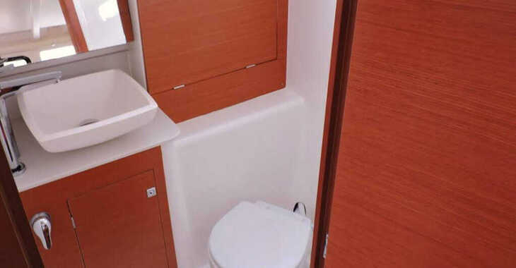 Chartern Sie segelboot in Marina dell'Isola  - Dufour 360 GL - 3 cab.