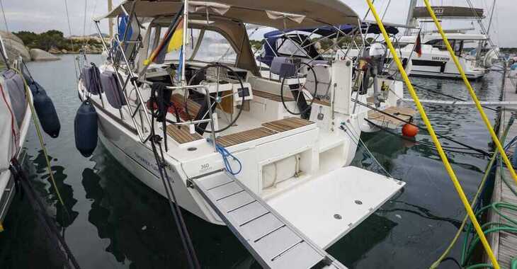 Chartern Sie segelboot in Marina dell'Isola  - Dufour 360 GL - 3 cab.