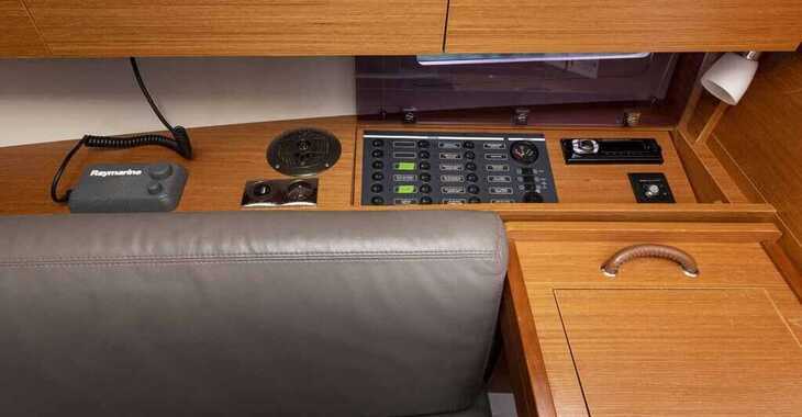 Chartern Sie segelboot in Marina dell'Isola  - Dufour 360 GL - 3 cab.