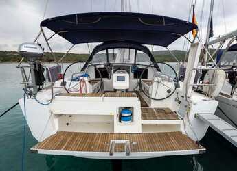 Rent a sailboat in Marina dell'Isola  - Dufour 412