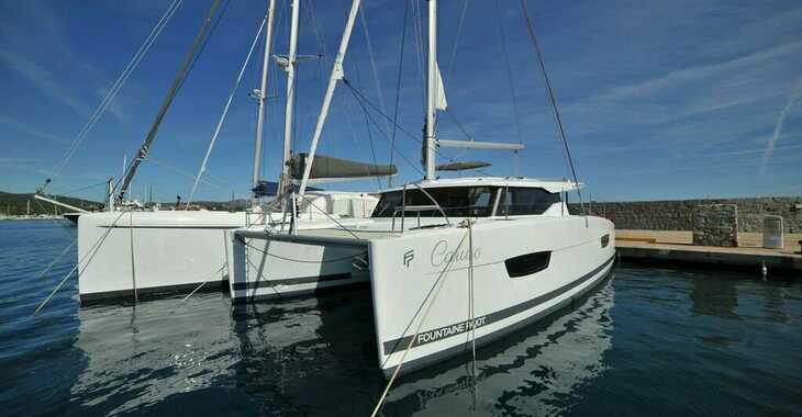 Rent a catamaran in Marina dell'Isola  - Fountaine Pajot Lucia 40