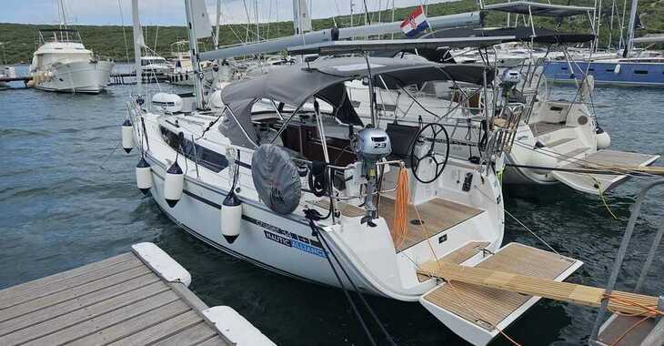 Rent a sailboat in Punat - Bavaria Cruiser 34 - 2 cab.