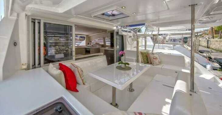 Rent a catamaran in Port Louis Marina - Sunsail 404 (Classic)