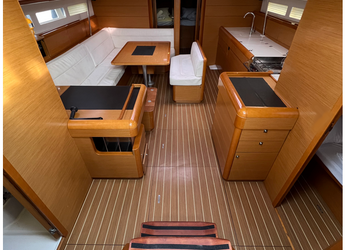 Rent a sailboat in Kos Marina - Sun Odyssey 509 - 5 cab.