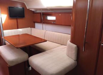 Alquilar velero en Marina Eleusis - Oceanis 40