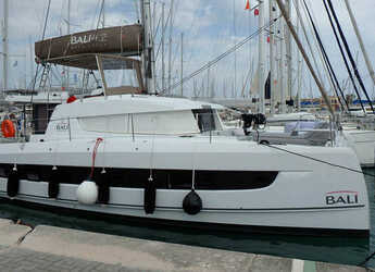 Rent a catamaran in D-Marin Lefkas Marina - Bali 4.2 - 4 + 2 cab.