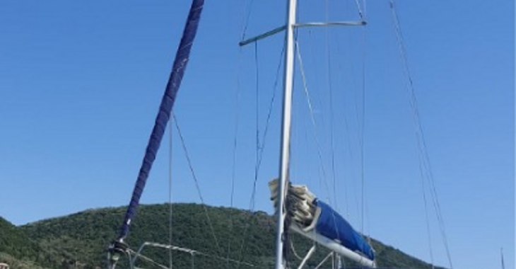 Chartern Sie segelboot in Lefkas Hafen - Oceanis 43 - 3 cab.