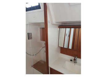 Rent a sailboat in D-Marin Marina Lefkas - Bavaria C45 - 4 cab.