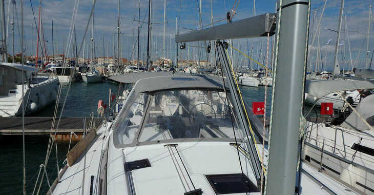 Rent a sailboat in Lefkas Marina - Oceanis 48 - 5 cab.