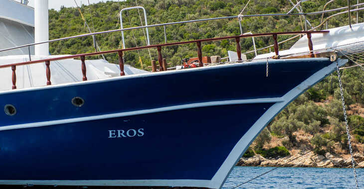 Rent a schooner in Old Port - Gulet Eros