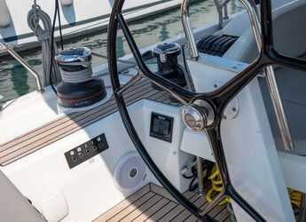 Rent a sailboat in Nidri Marine - Oceanis 51.1