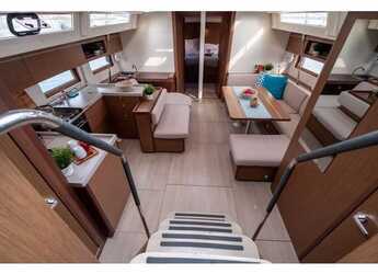 Rent a sailboat in Nidri Marine - Oceanis 51.1