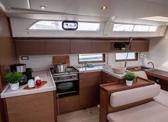 Rent a sailboat in Nidri Marine - Oceanis 51.1