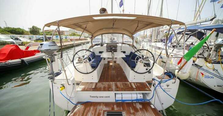 Chartern Sie segelboot in Porto Olbia - Sun Odyssey 380